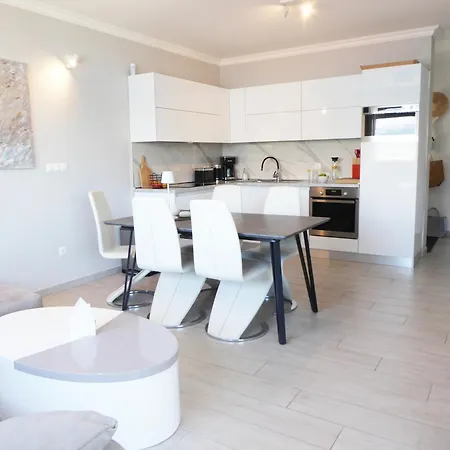 Rooftop * 特罗吉尔